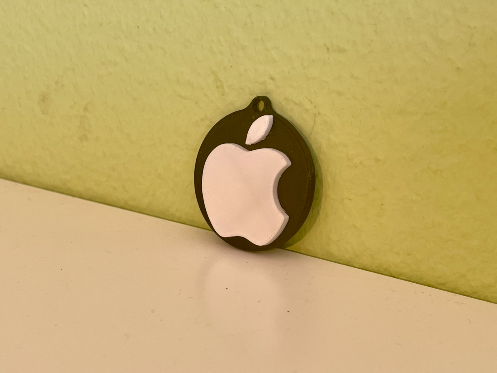 Apple Keychain - Apple Logo Keychain
