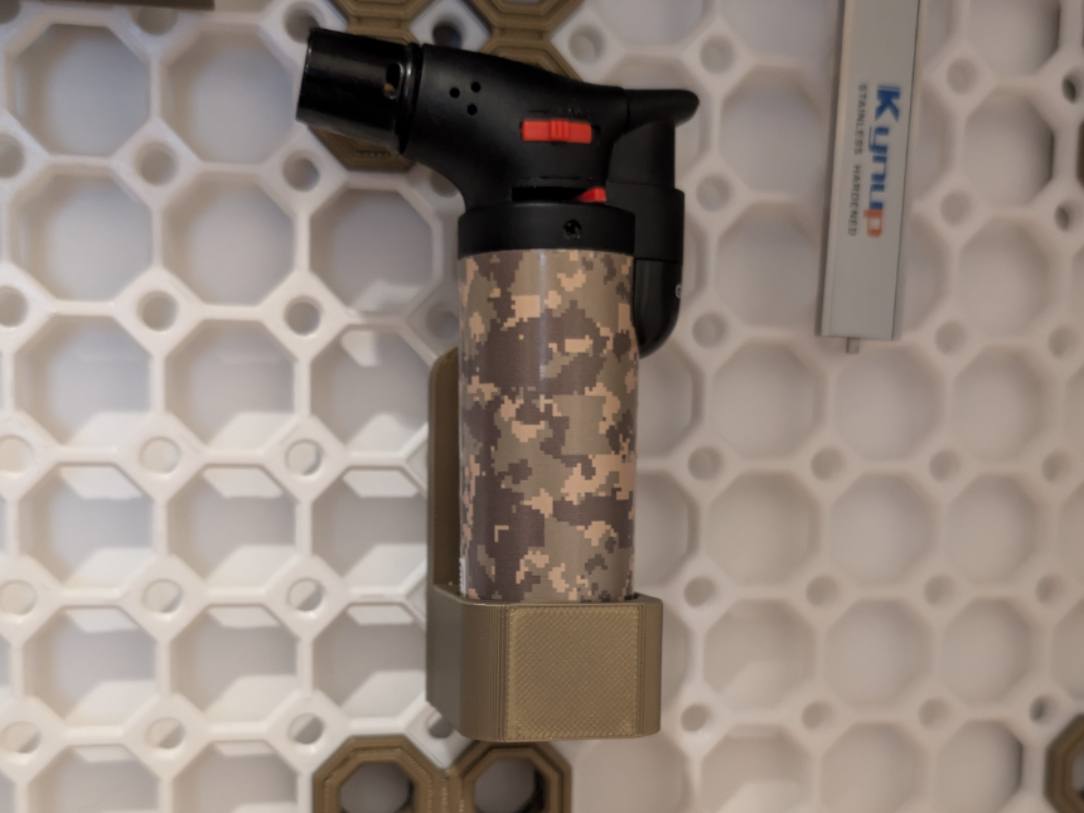 Multiboard_Halter_Sturmfeuerzeug