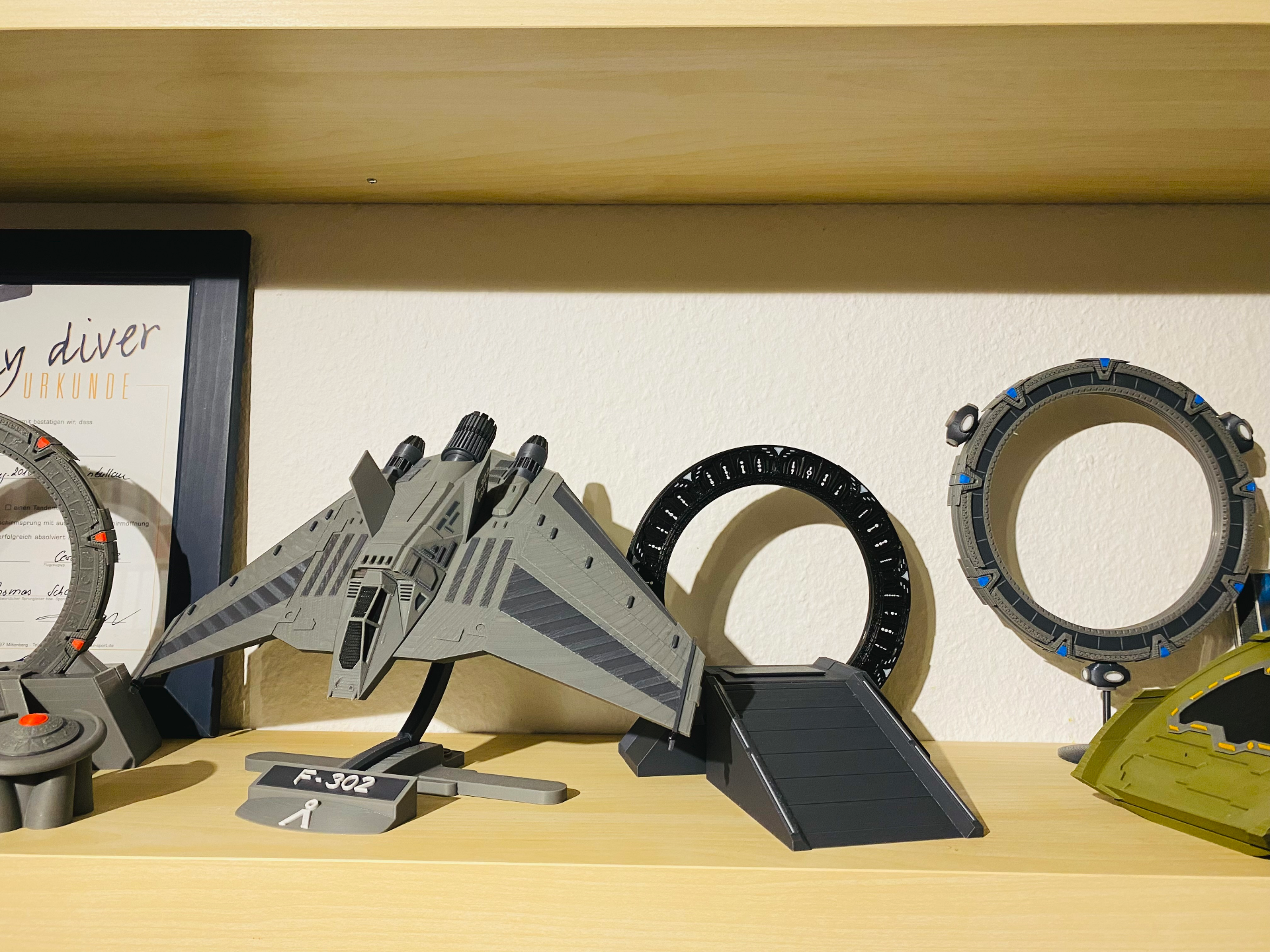 Stargate F-302 holder angled