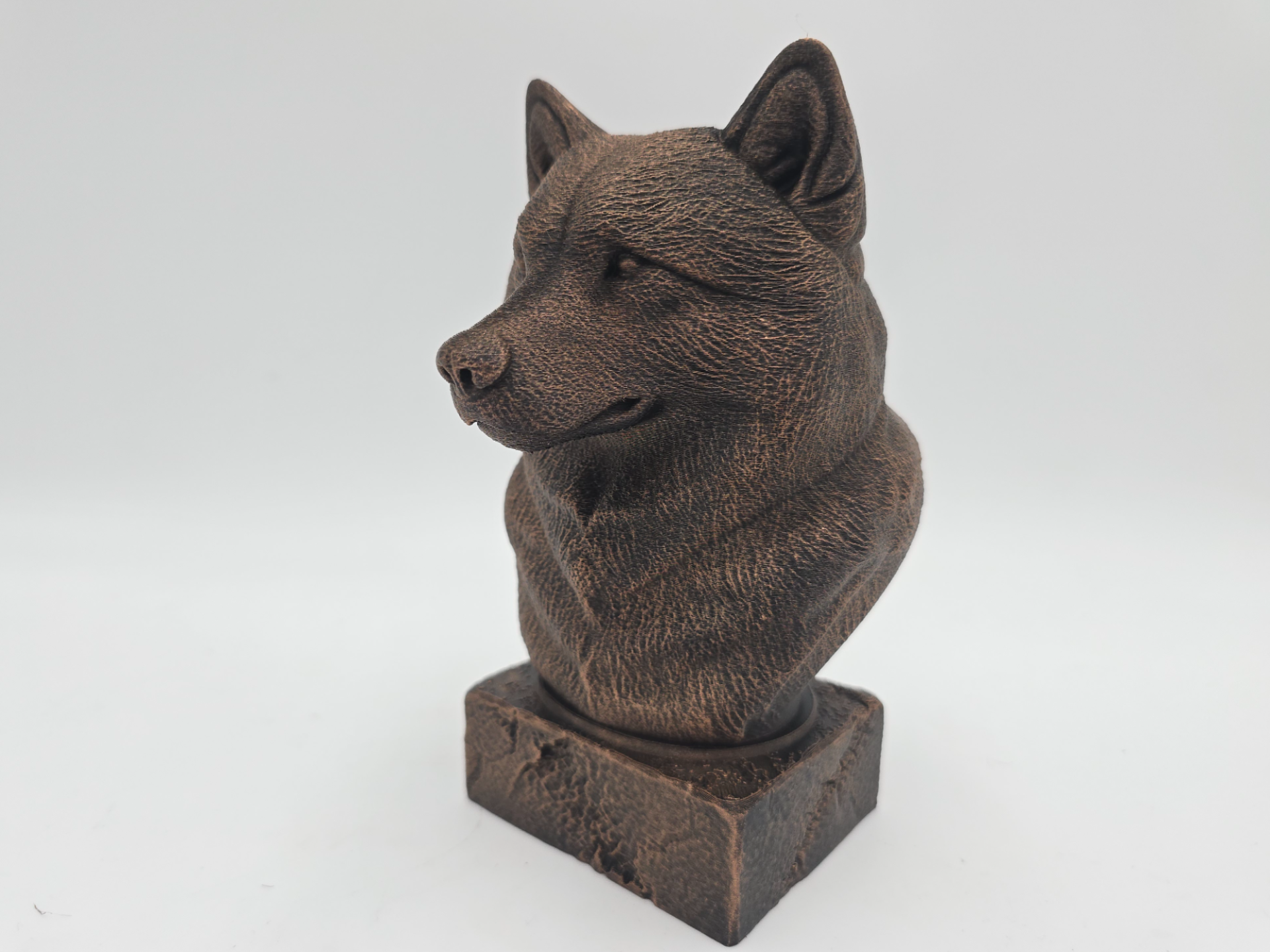 ALASKAN MALAMUTE BUST