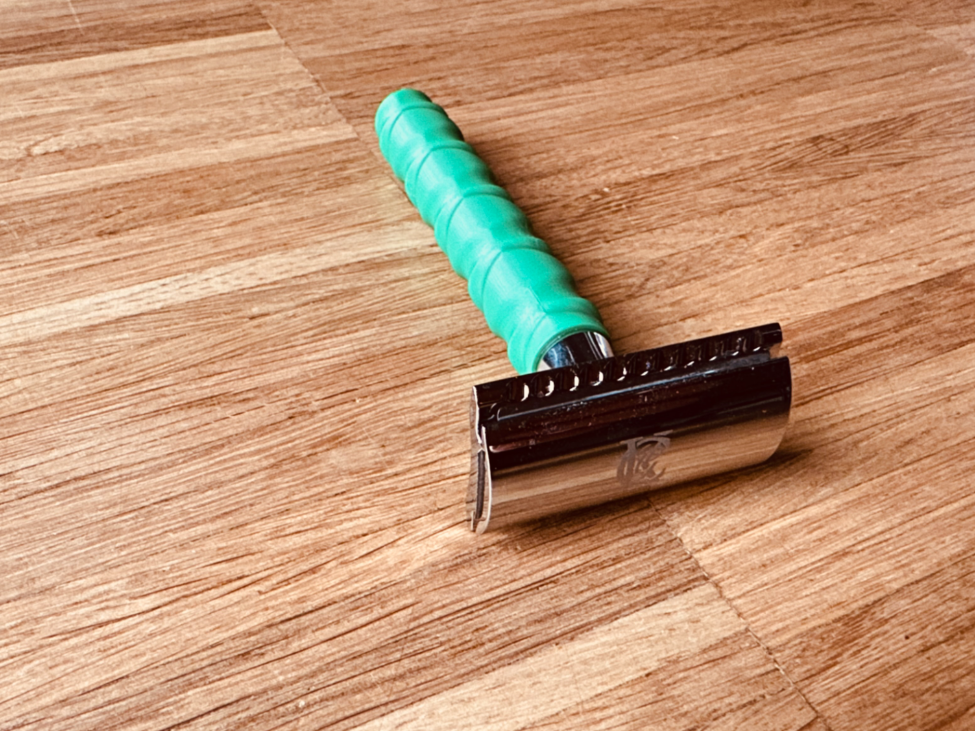 Gillette King C handle sleeve