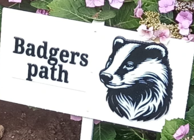 badgers path sign