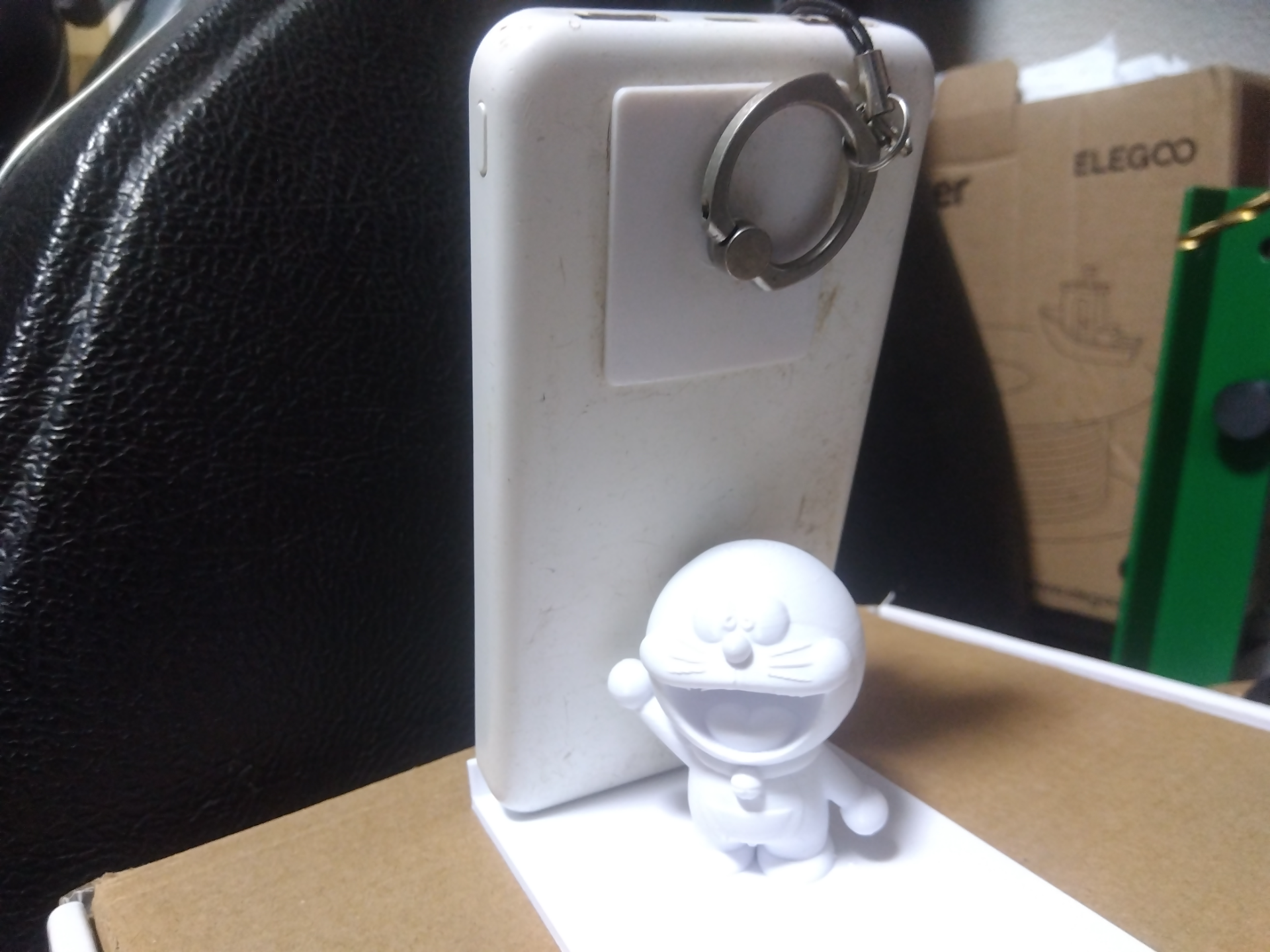 ドラえもん　携帯電話　ホルダー