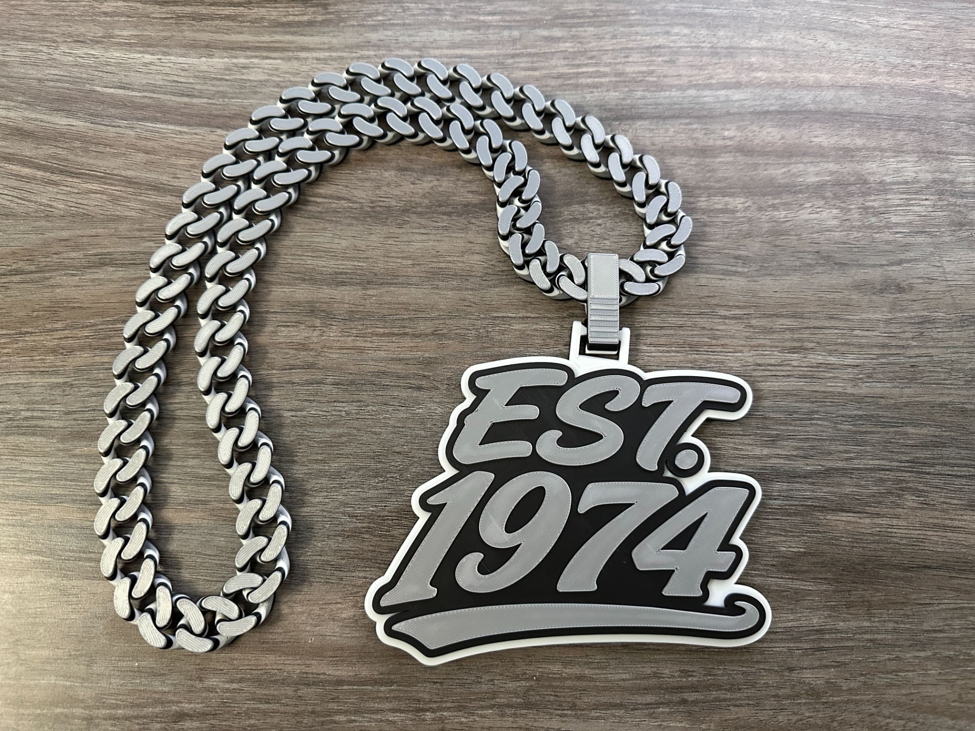 EST. 1974 - Hype Chain