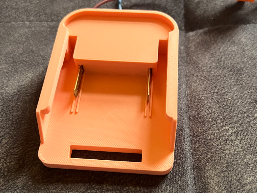 makita LXT bl1860b battery adapte