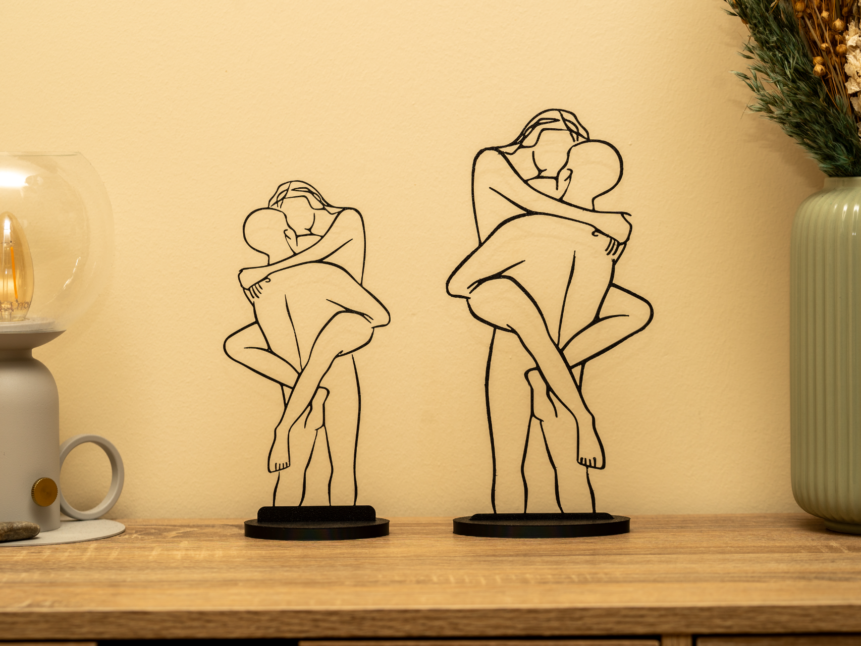 Abstract Romantic Couple Single-Line Sculpture!