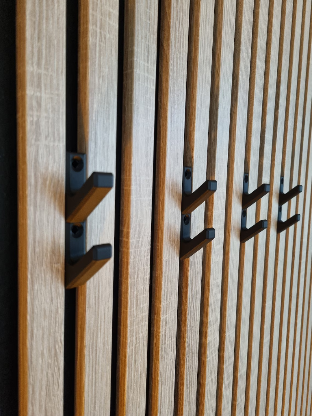 Double hook for acoustic panels 12mm x 10mm