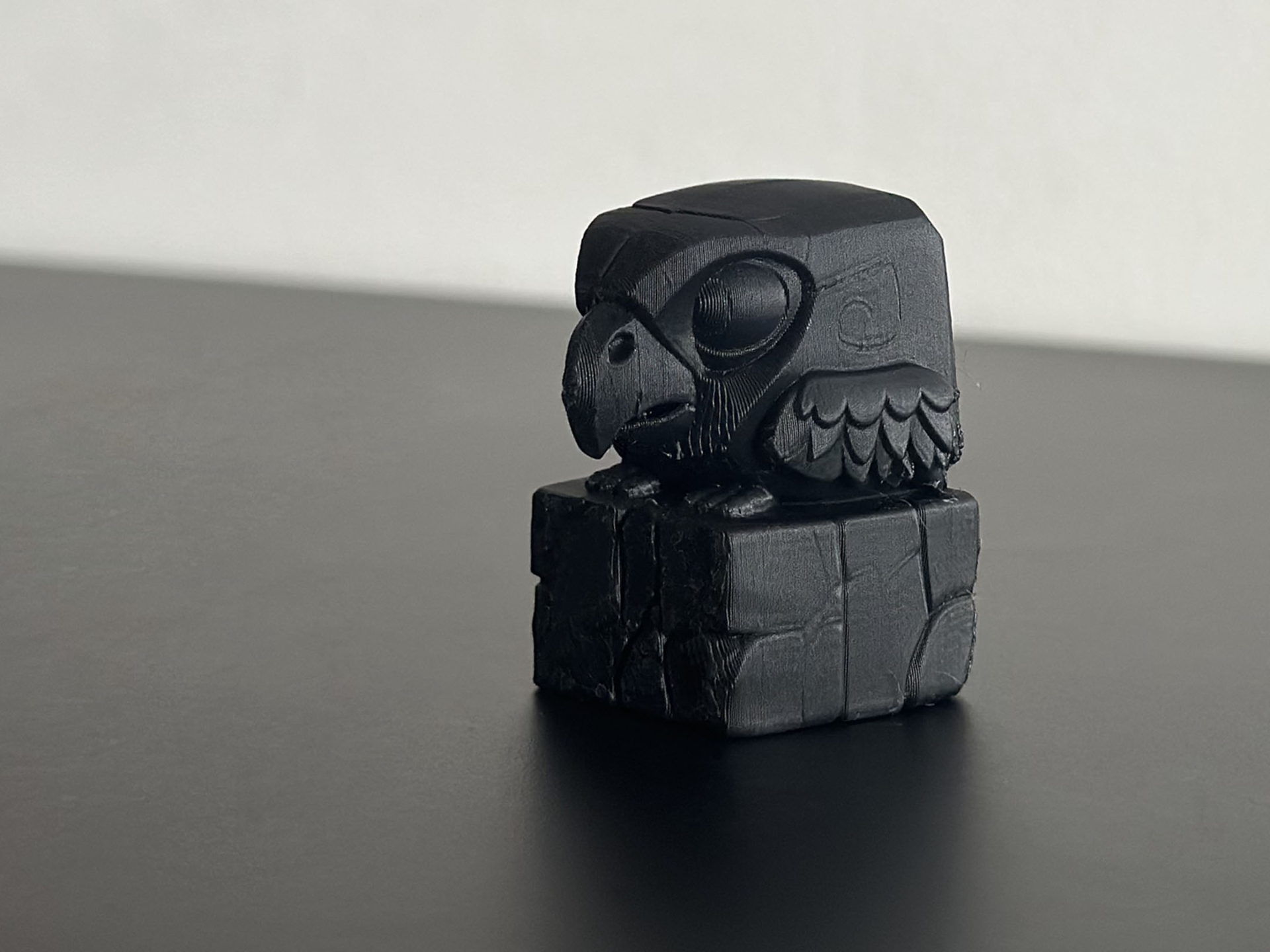 Art toy model / Parrot
