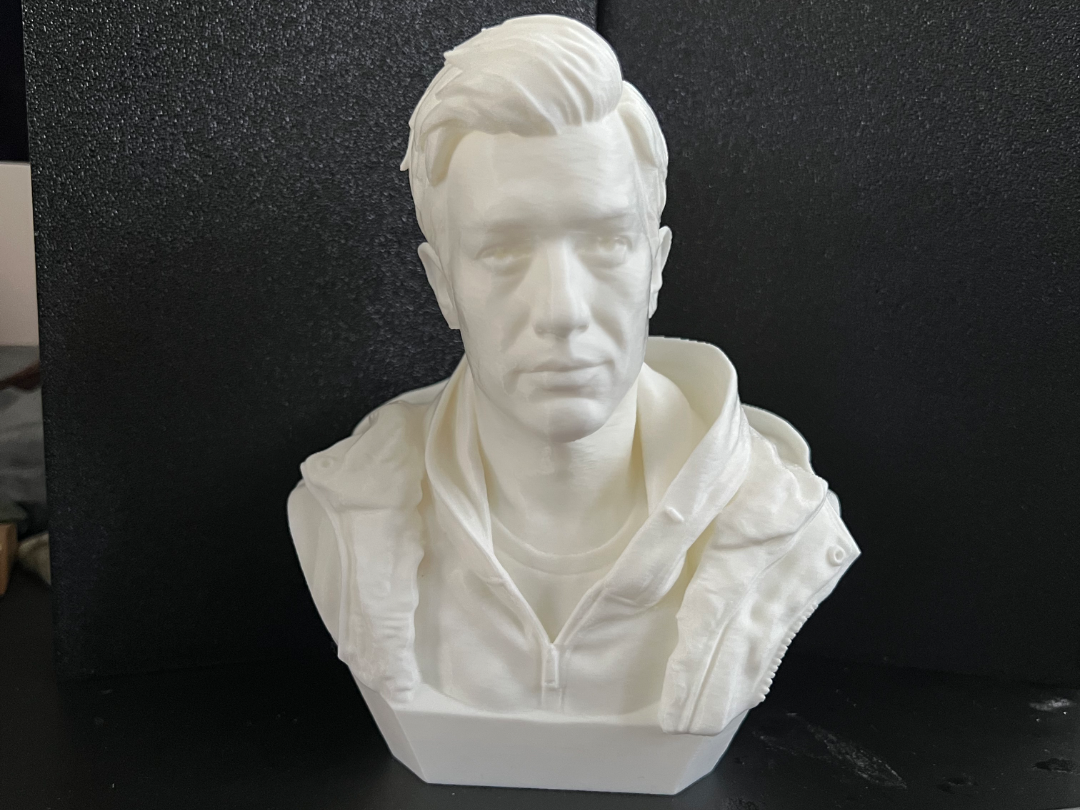 Resident Evil Ethan Winters Bust