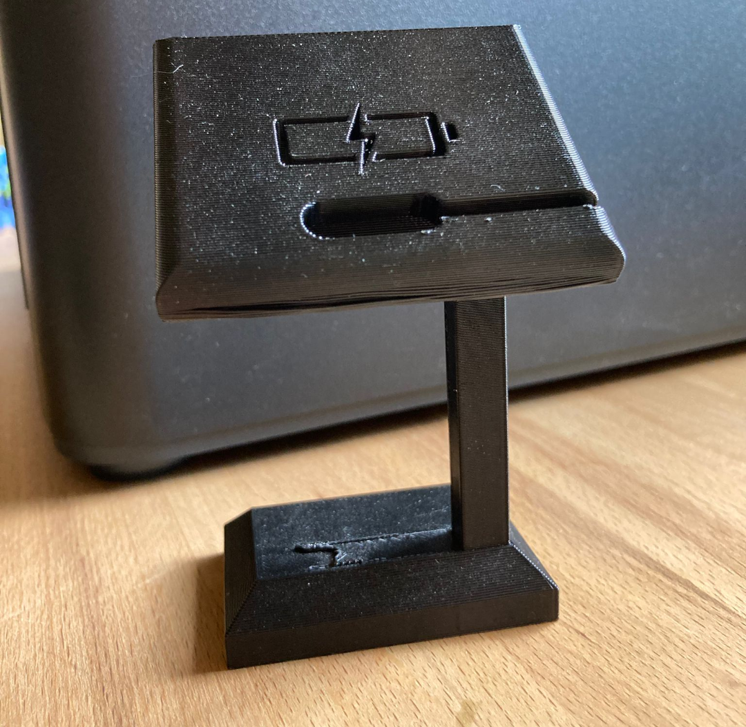 Clock charching station