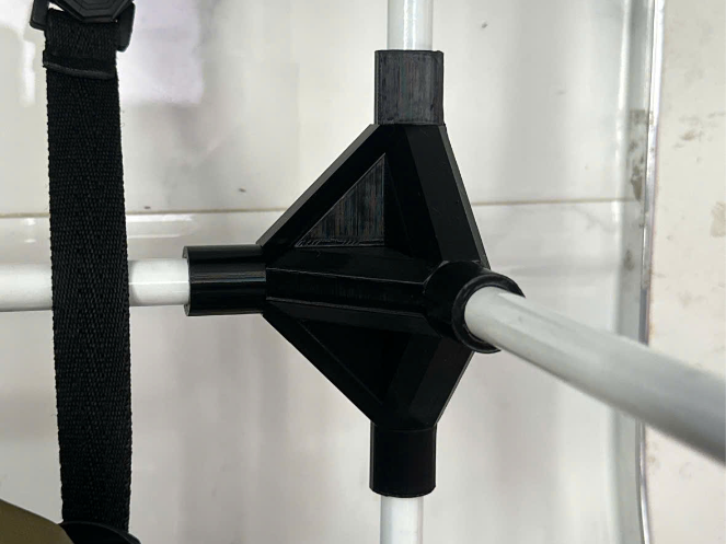 4-Way Tube Corner Connector – 12 mm