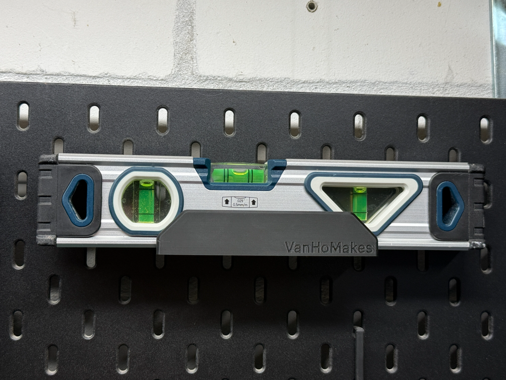 Spirit Level Holder for IKEA SKADIS | Workshop