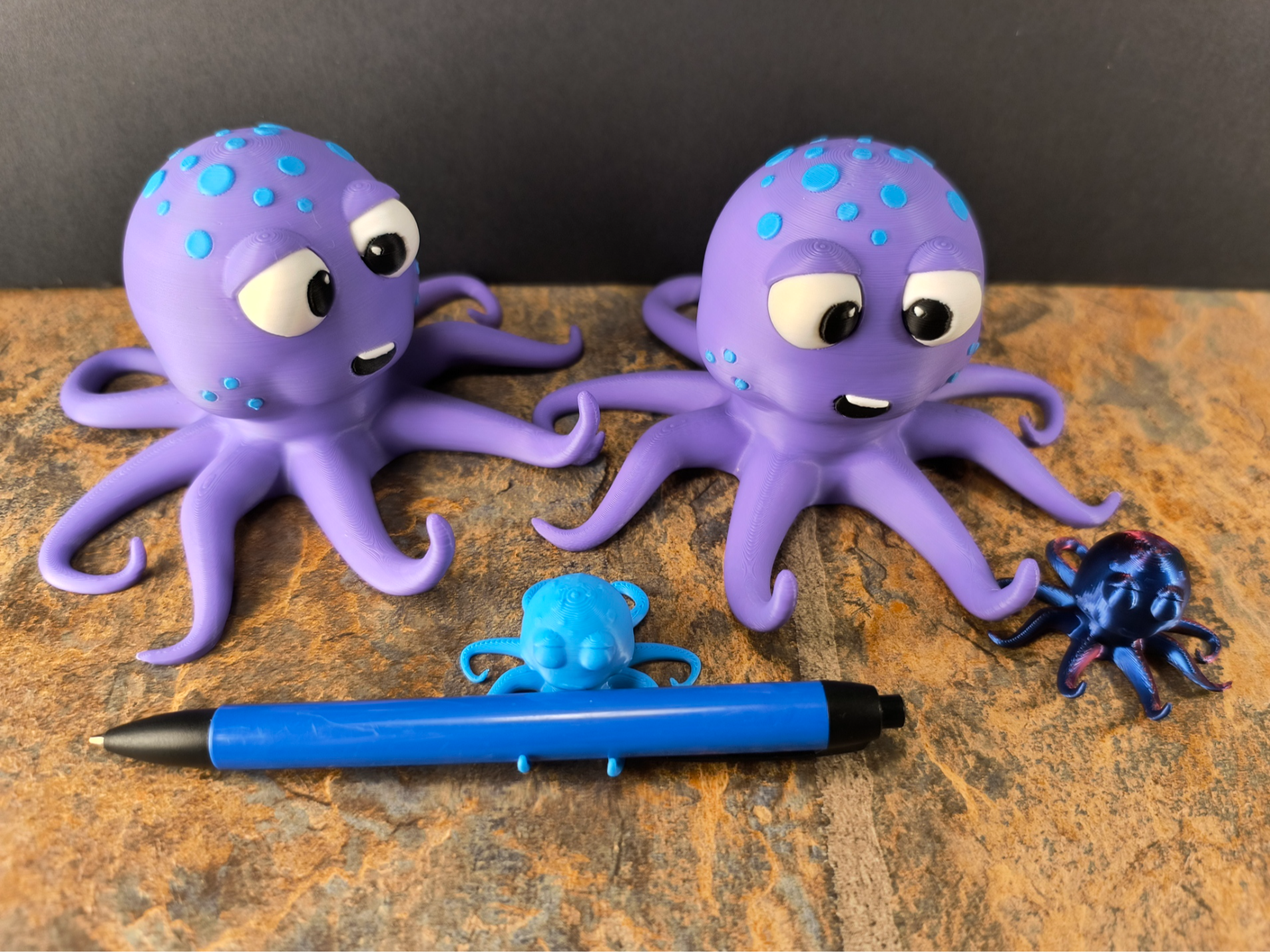 Goofy Little Octopus phone or pen holder