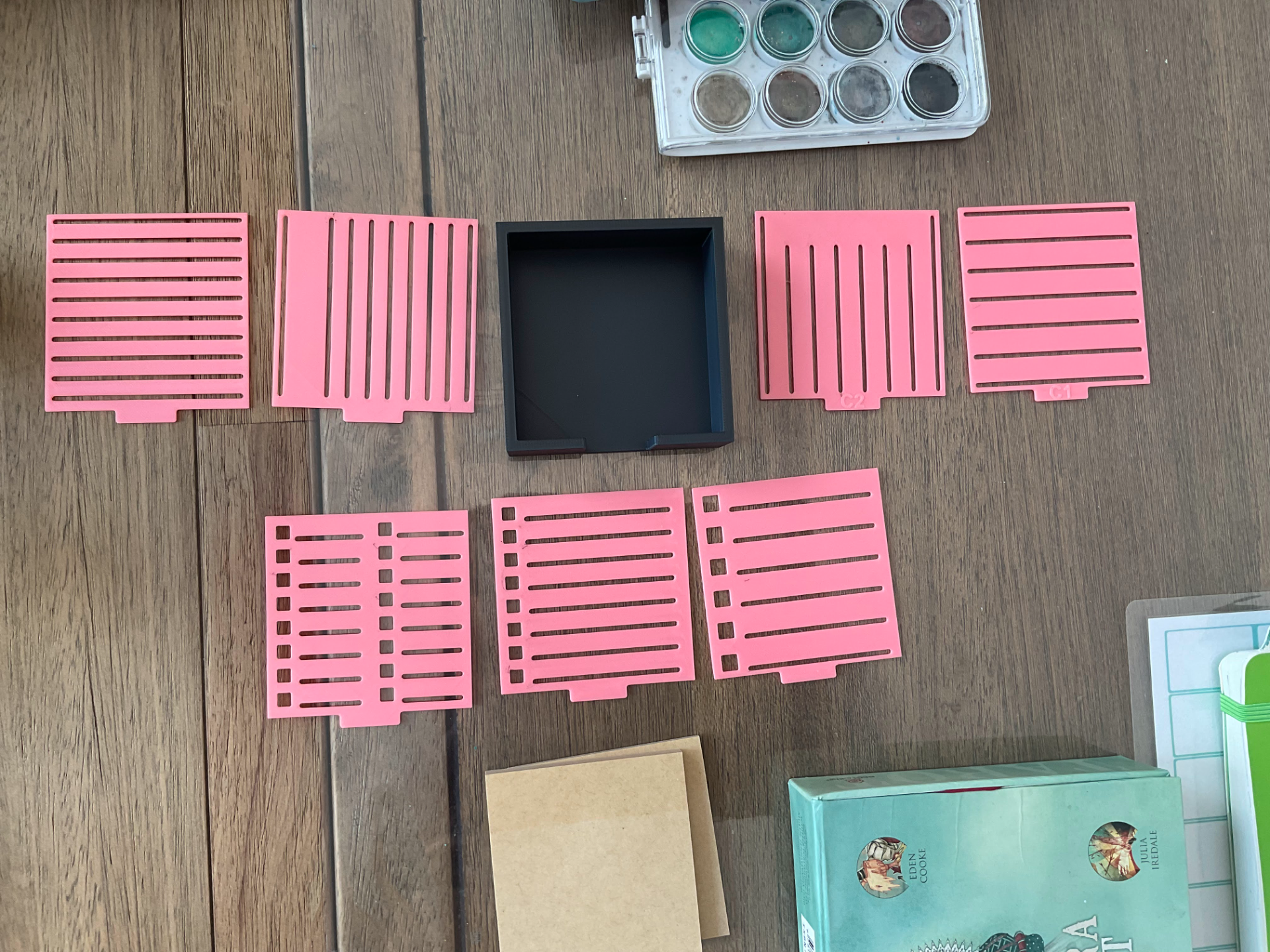 Post-it Holder with Stencils - Compact Version