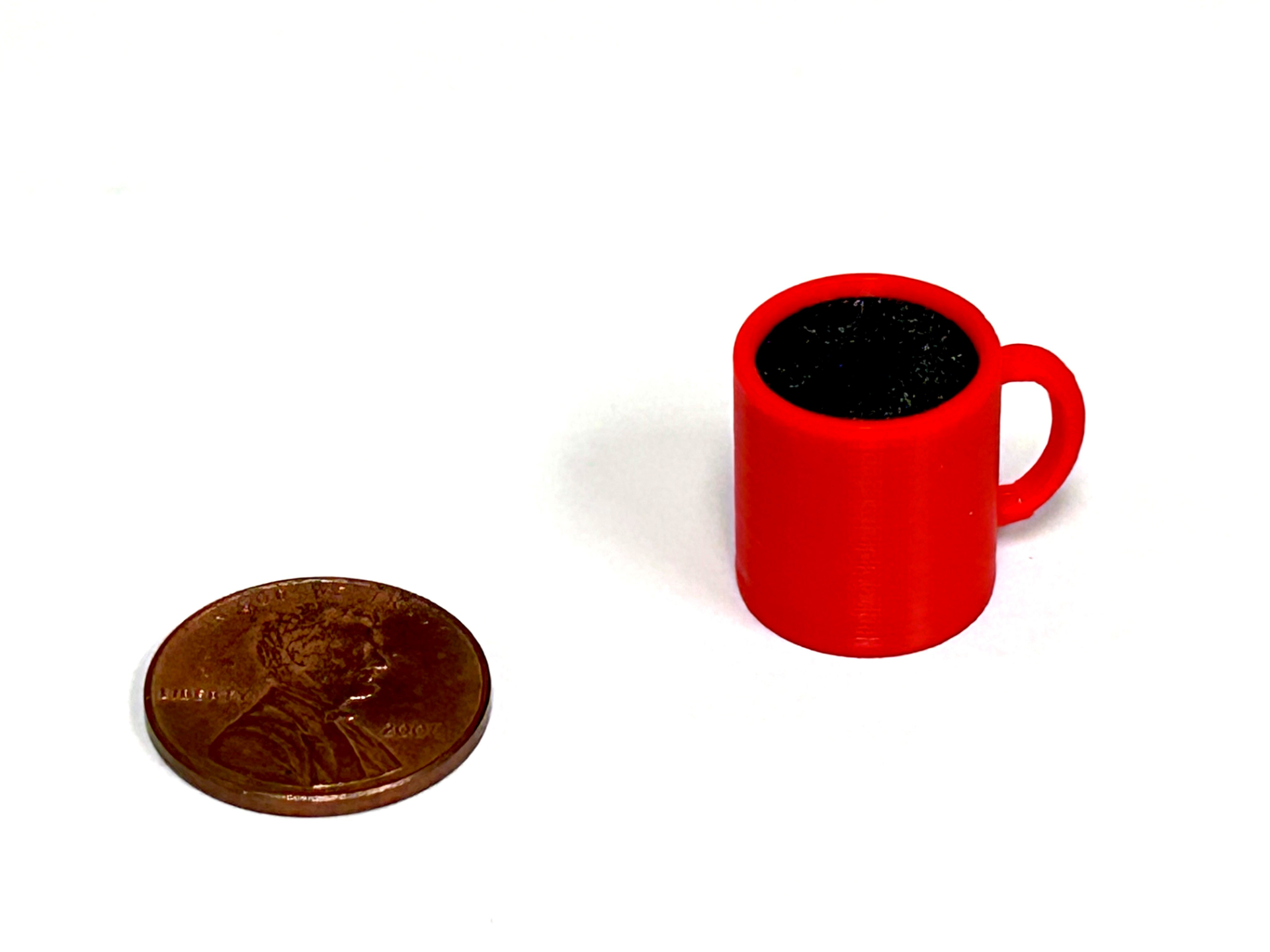 Small coffee mug with coffee no filament changes
