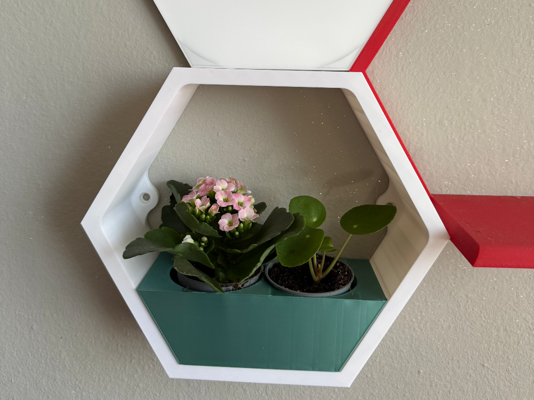 shelf with pots to be integrated into nanoleaf