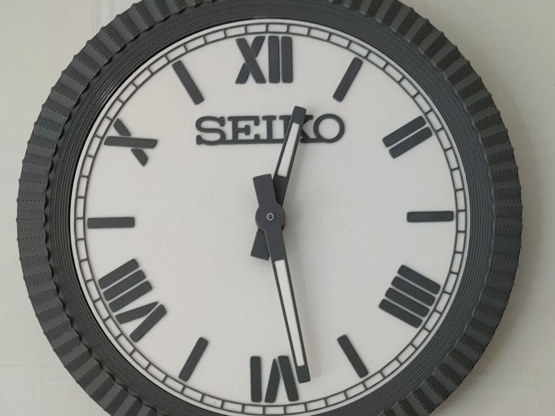 Reloj Seiko Funcional, para colgar en pared