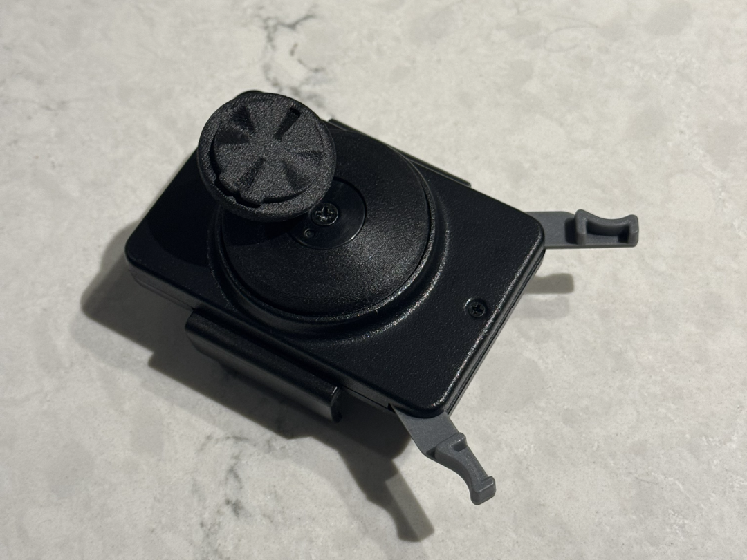 Quarter Turn Adaptor for Nite Ize Phone Mount