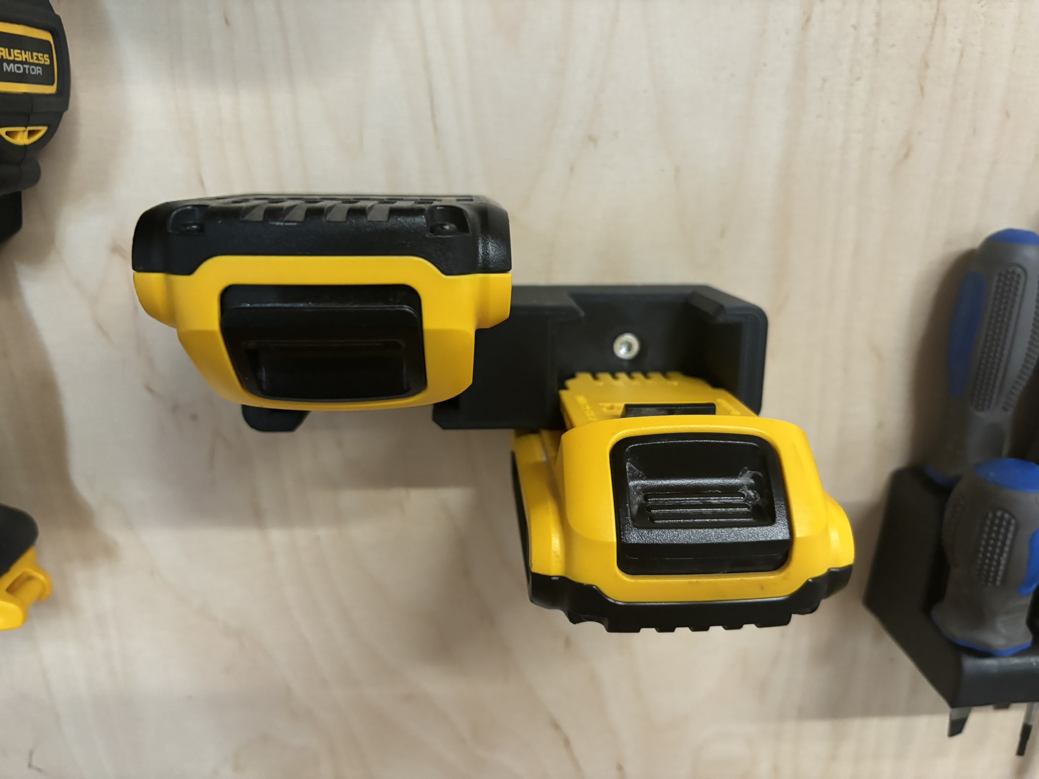 Dewalt Akkuholder 4er 14V and 18V