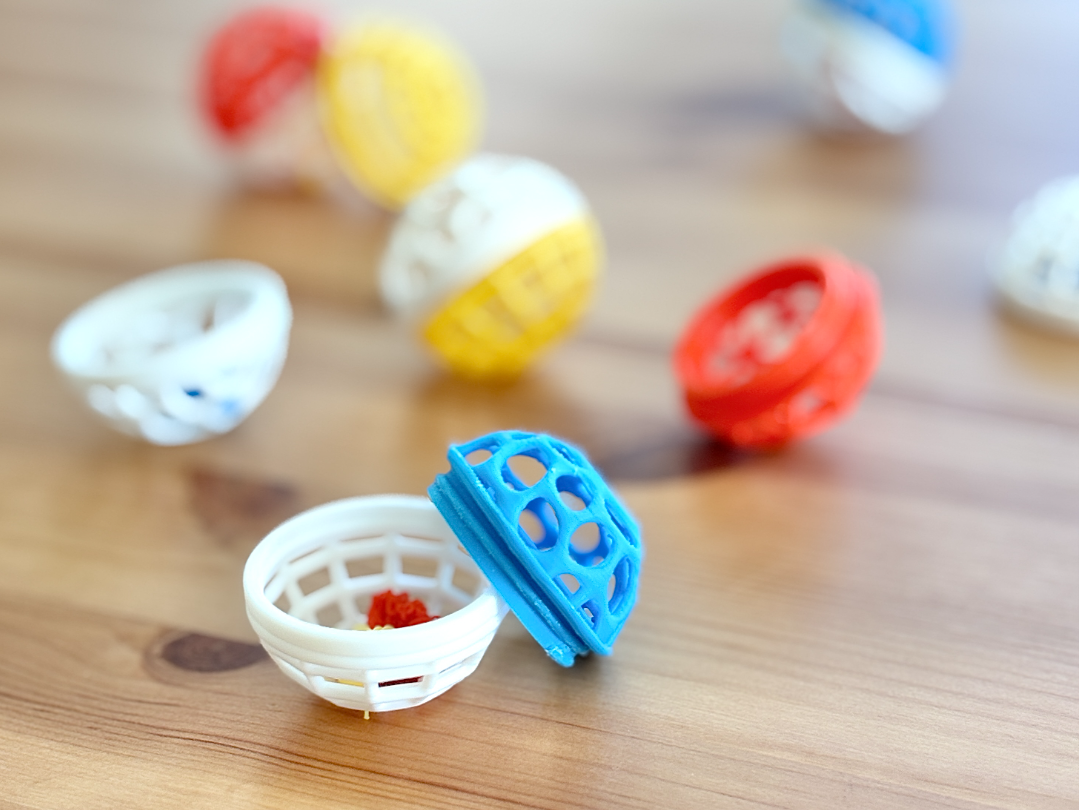 Twist-open Cat Toys - V1