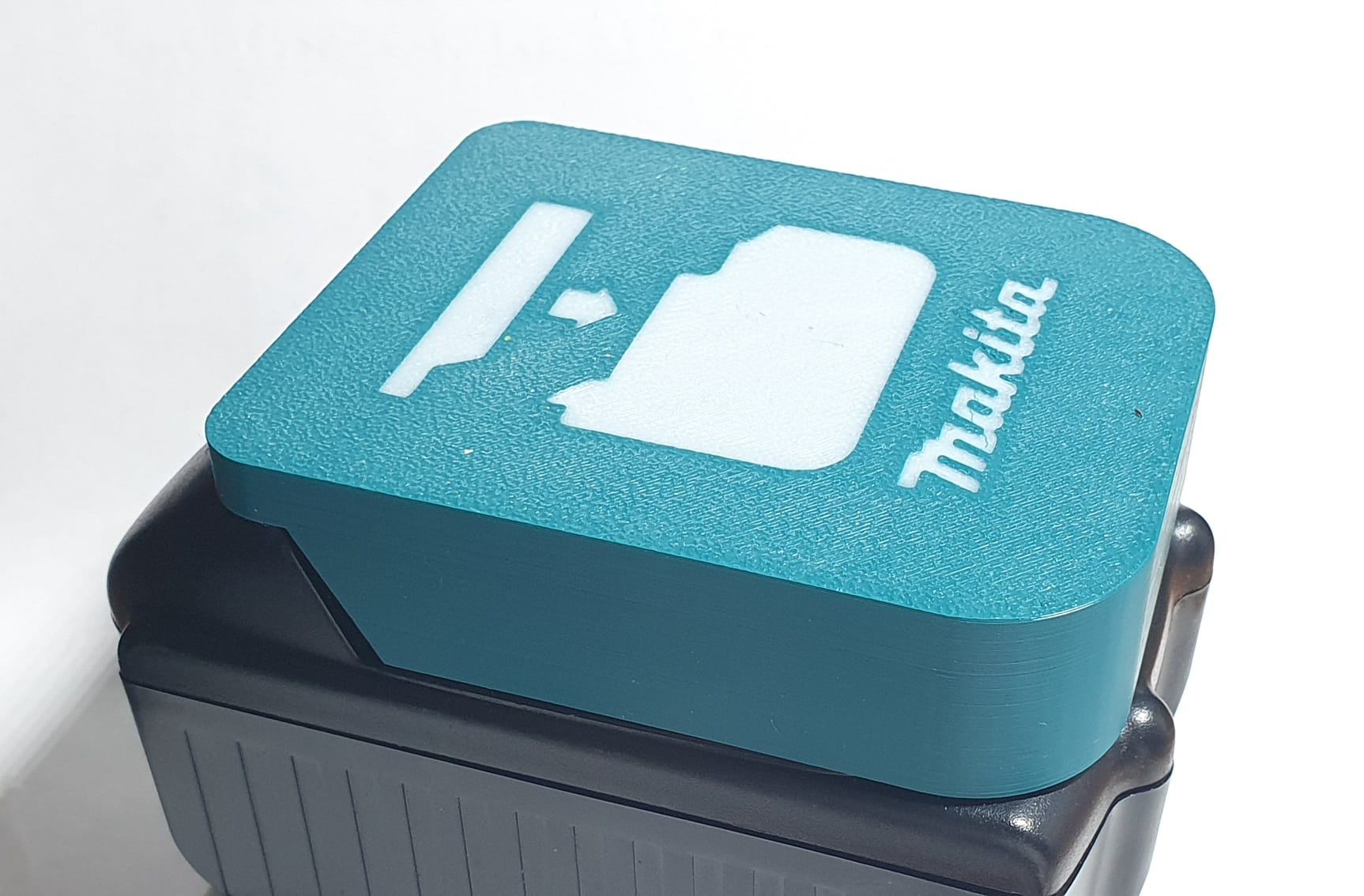 Makita LXT dust cover battery cap protection
