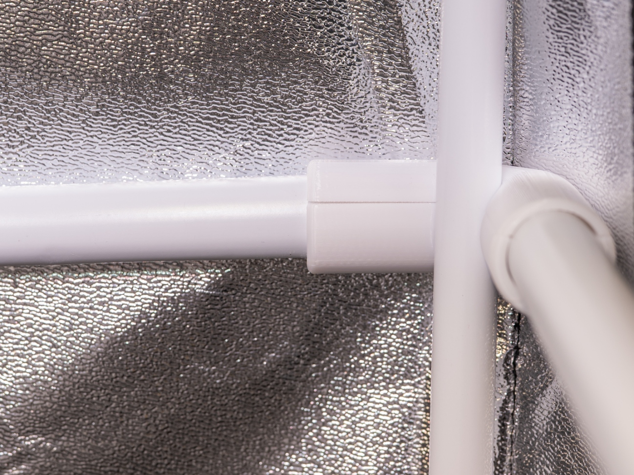 Grow Tent Pole Adapter Clip Space Booster 16mm