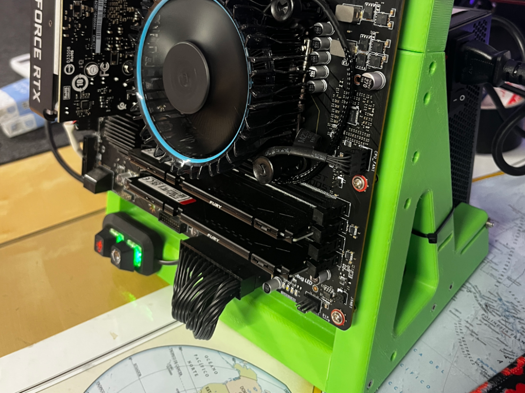 M-ATX Open PC