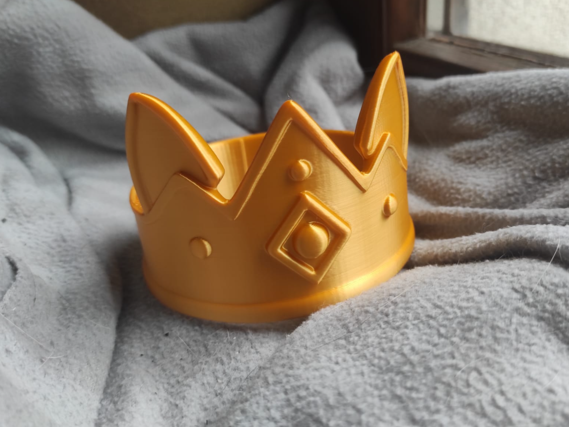 Cat's Kingdom Crown - The Royal Purrrness