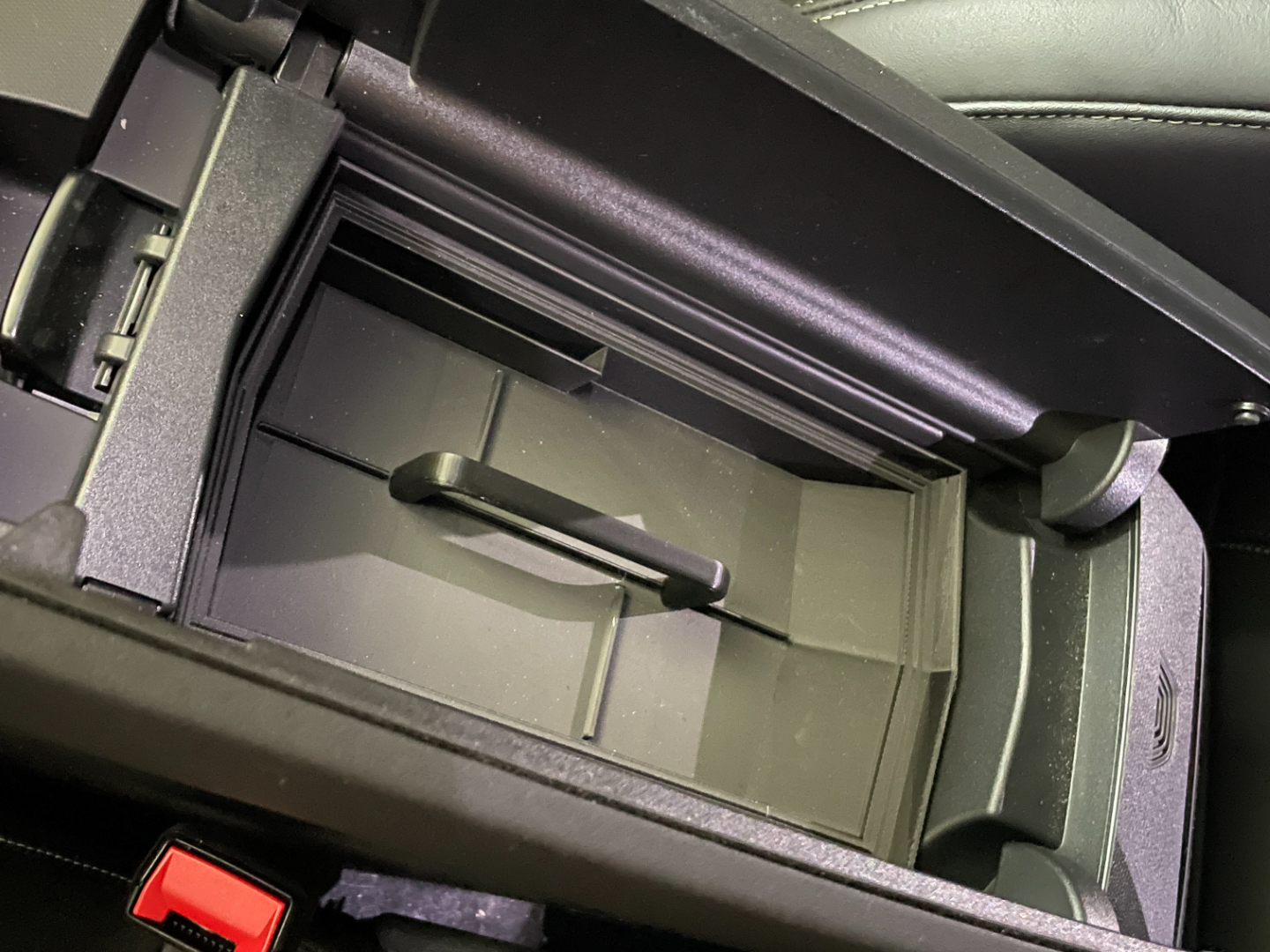 Center Console Tray Peugeot 3008 >2024