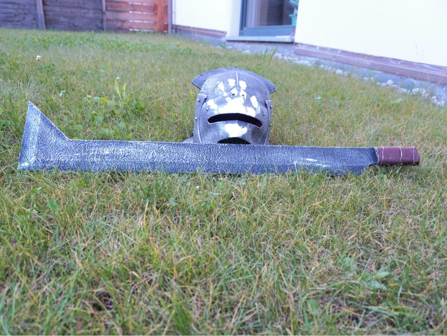 Uruk-hai sword