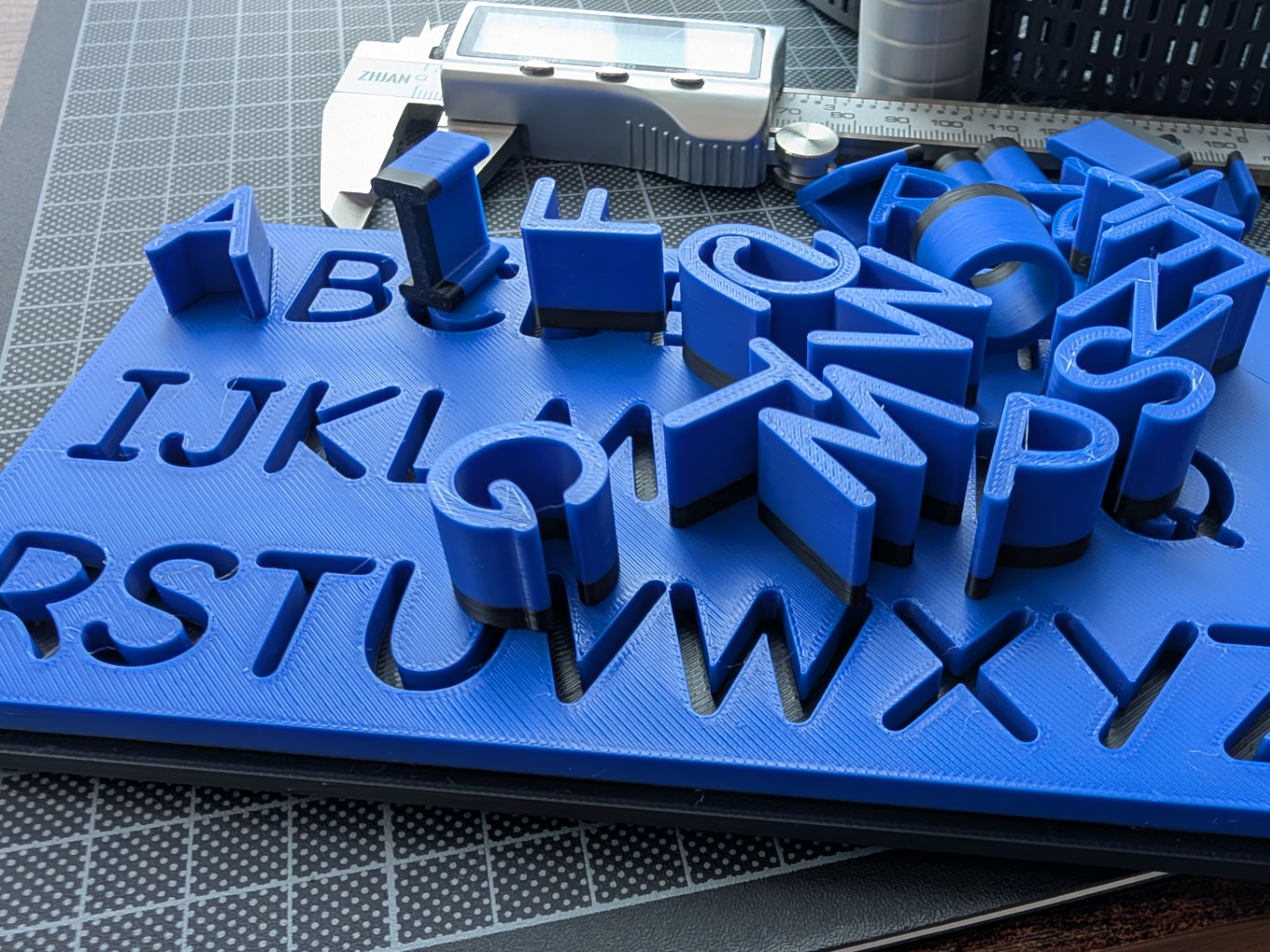Kinderspiel Alphabet ABC