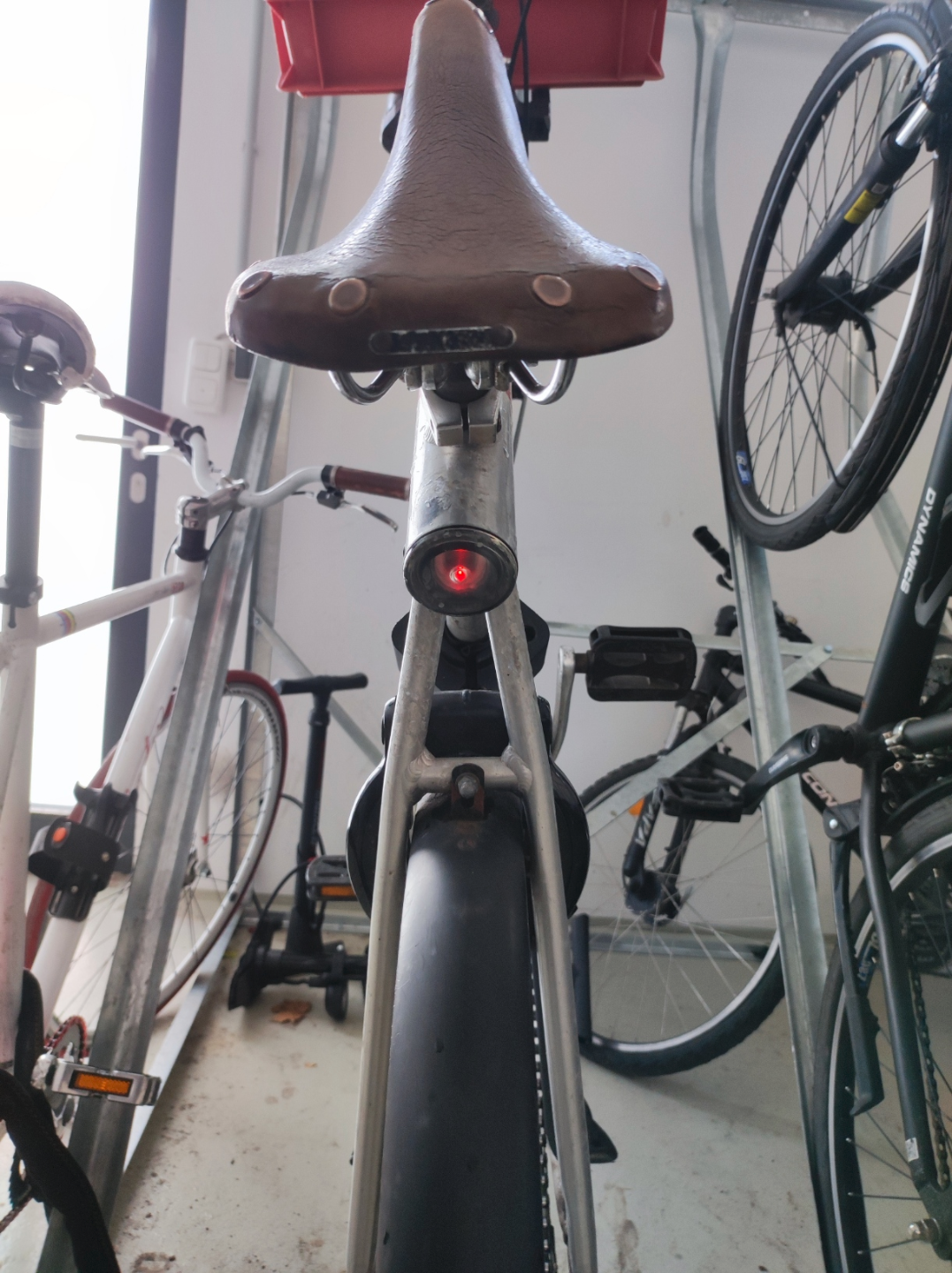 VanMoof No. 3  bicycle light replacement