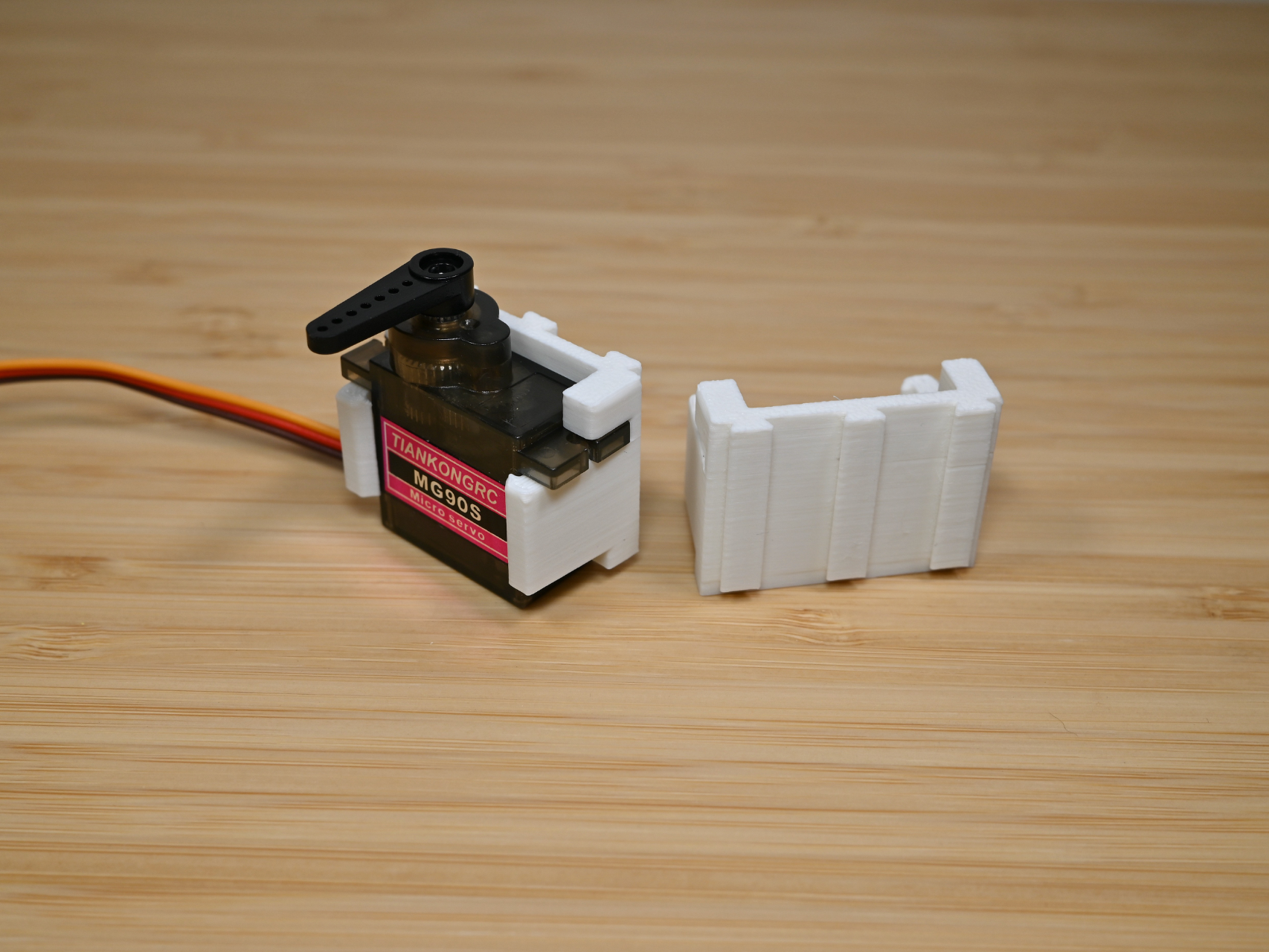 BEAPER Bot MG90S Servo Holders