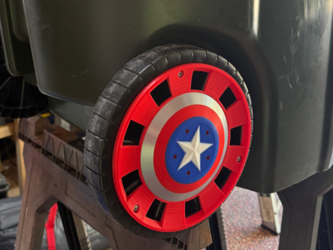 Trash Can Hub - Red White & Blue Shield