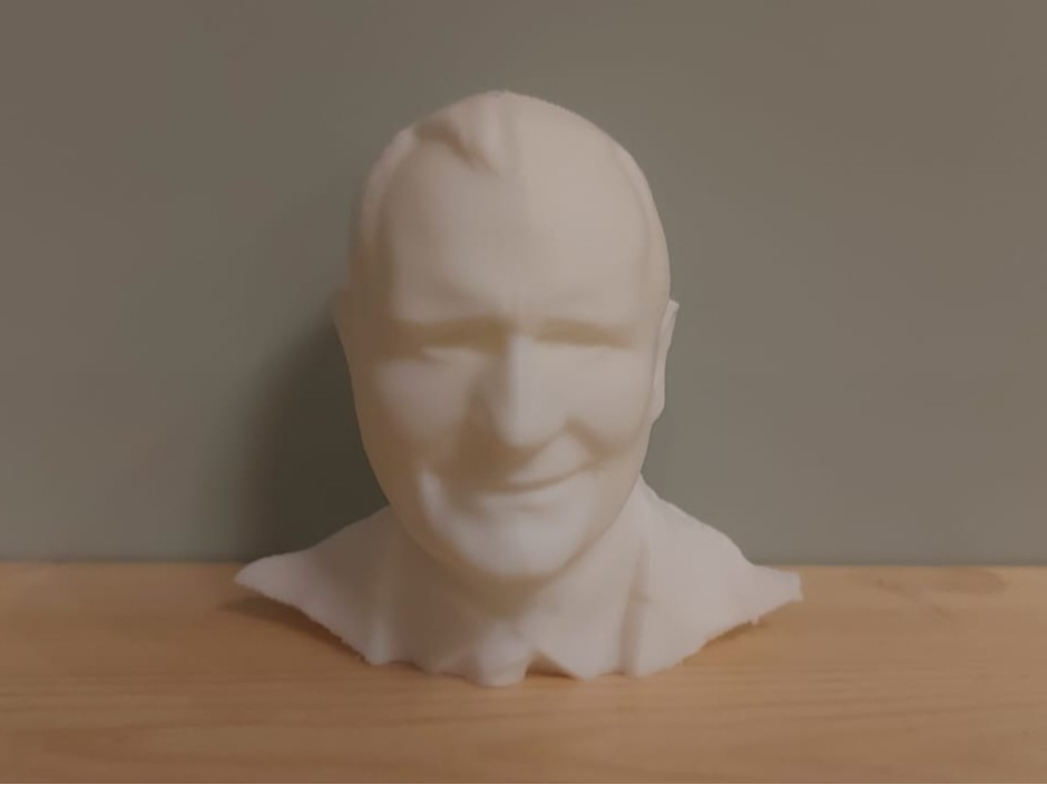 Ed O'Neill's head