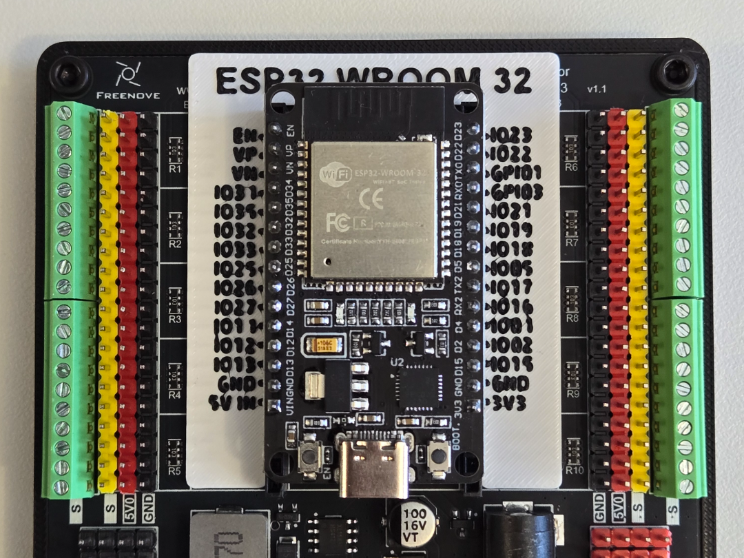 ESP32 WROOM 32 Pinout Cover