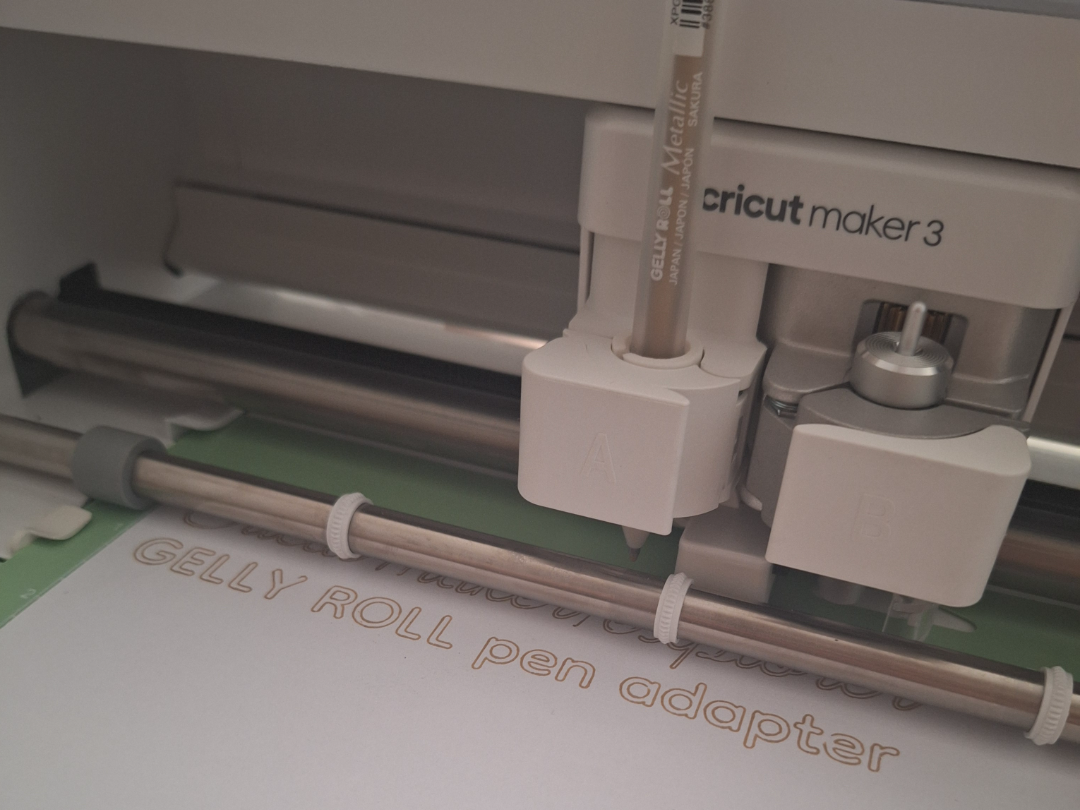 Cricut Gelly Roll pen adapter