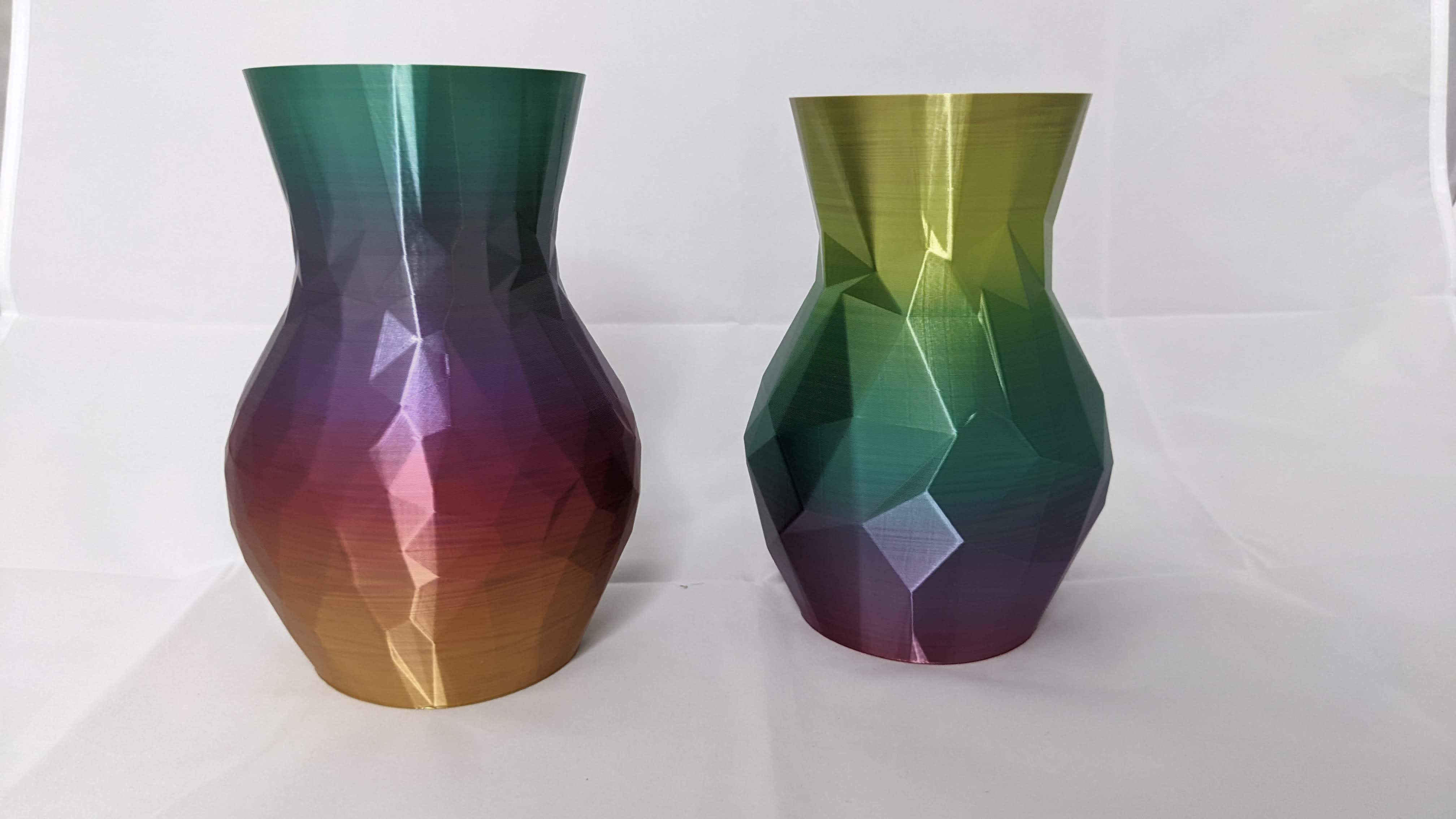 Low Poly Vases (3 models, vase mode)
