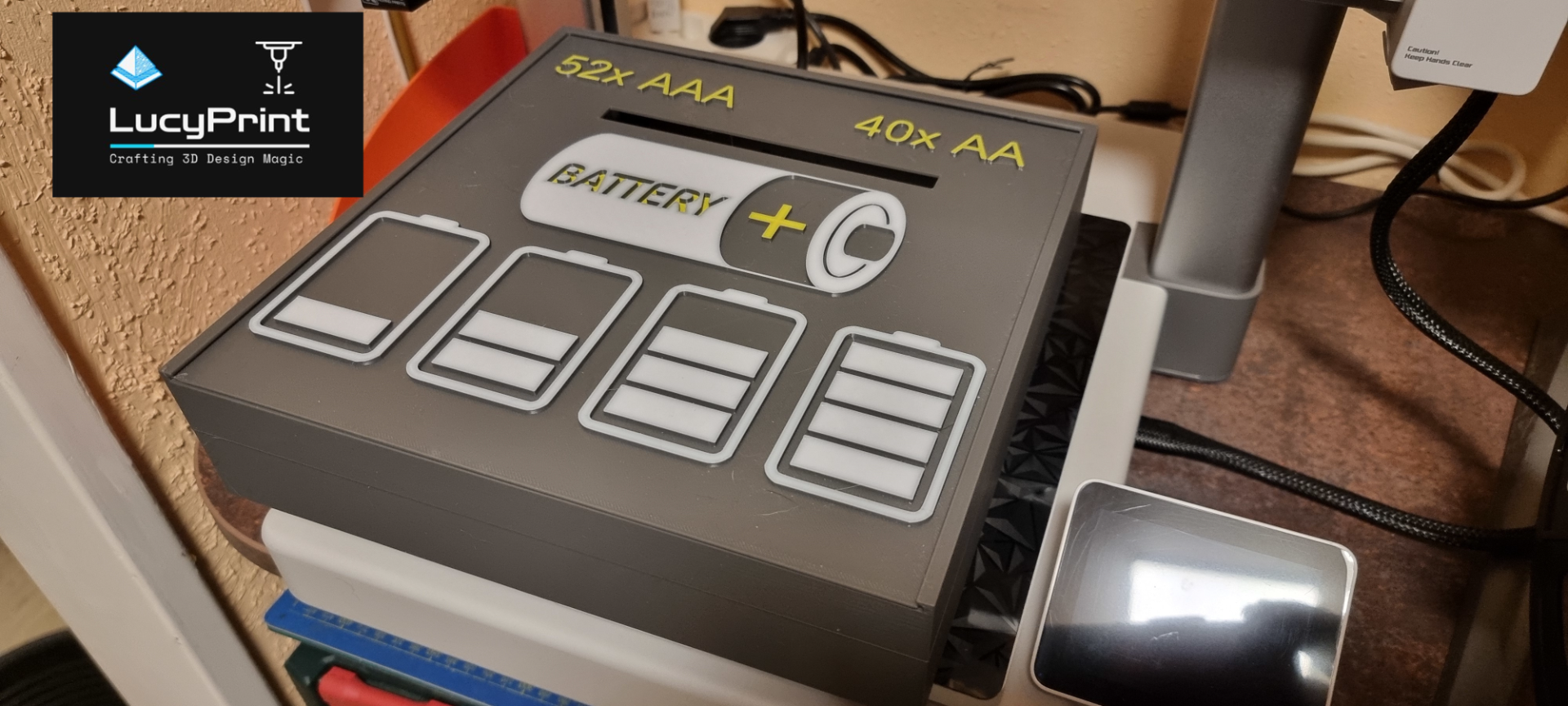 XXL Batteriekaste für AA und AAA Batterie und Ladegerät Panasonic BQ-CC63