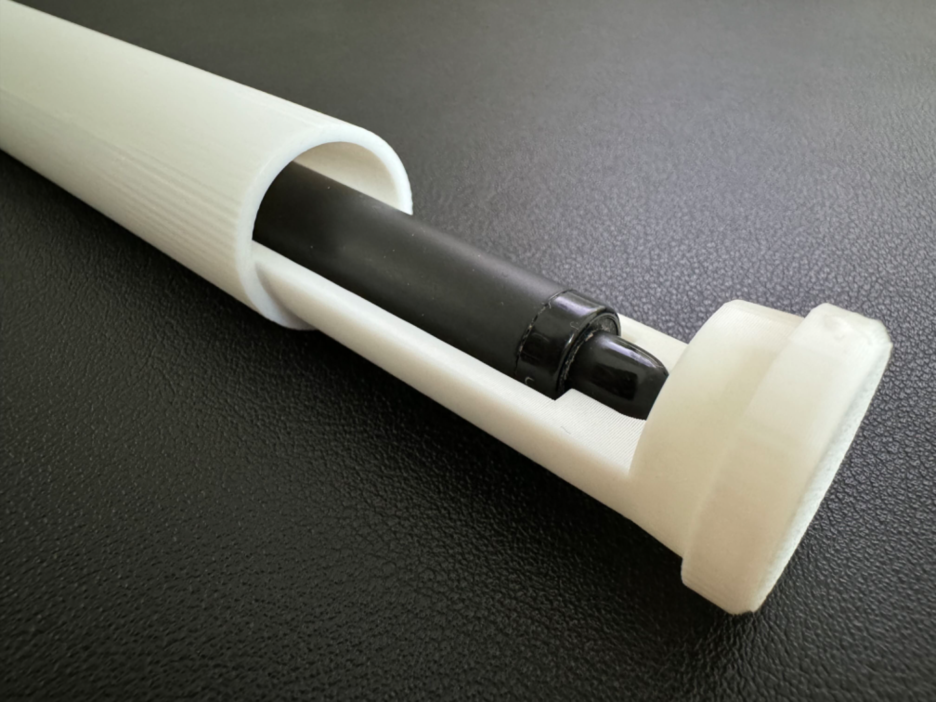 Wacom grip pen case