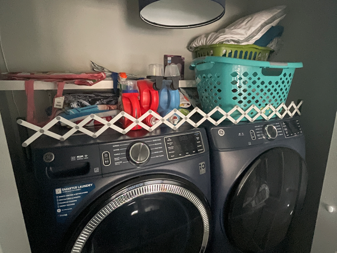Expandable Scissor Barricade For Washer/Dryer