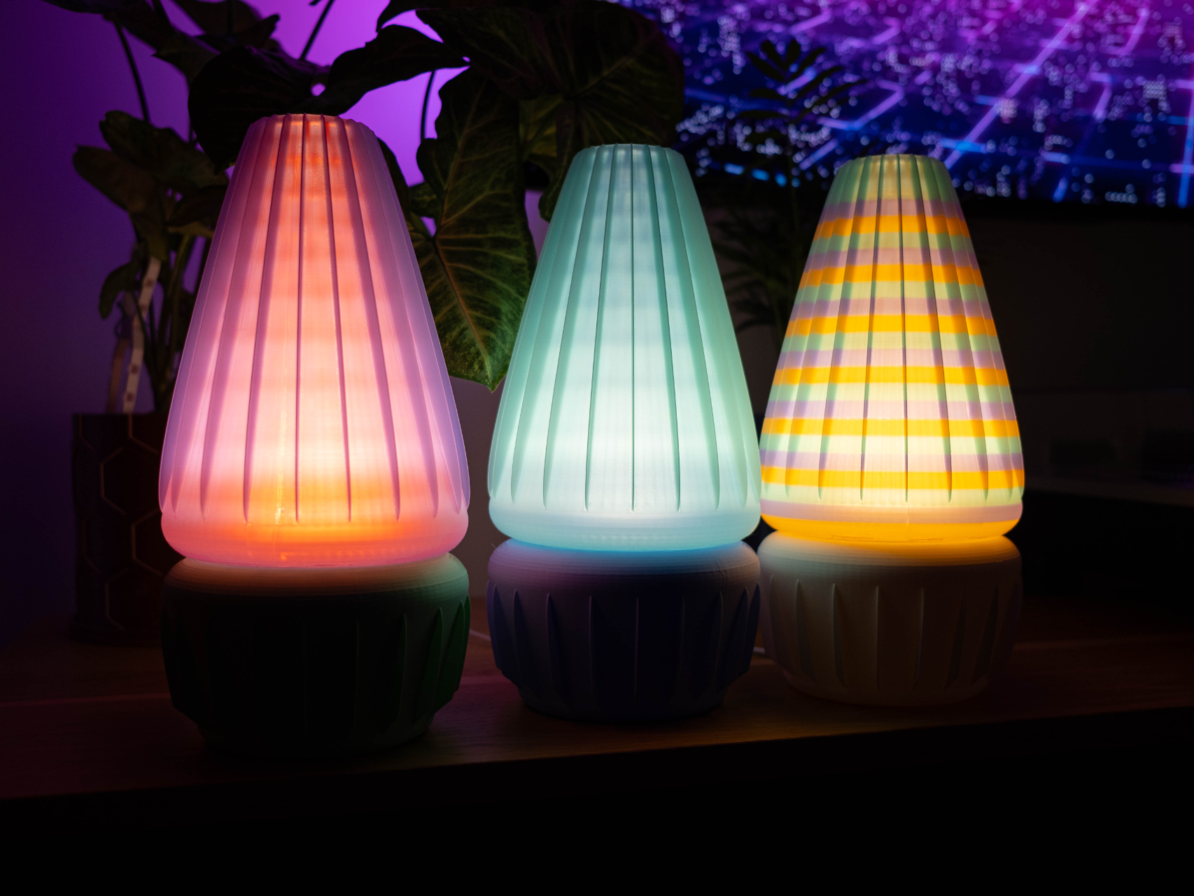 Synthwave Lamp with color diffuser