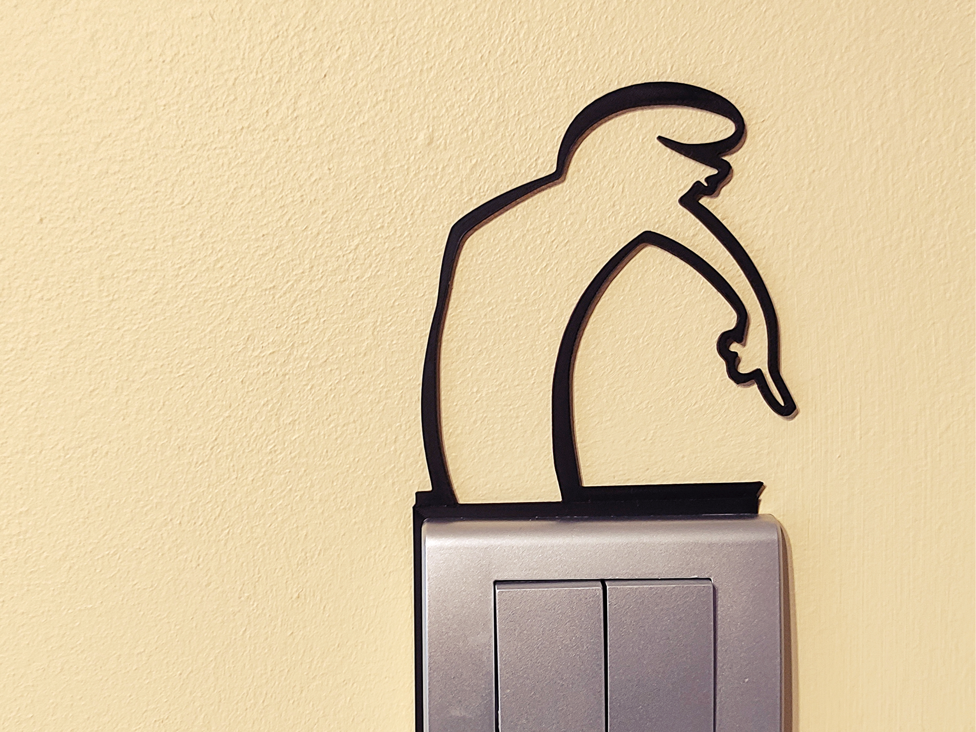 Funny Light Switch Gadget – La Linea Balum 75