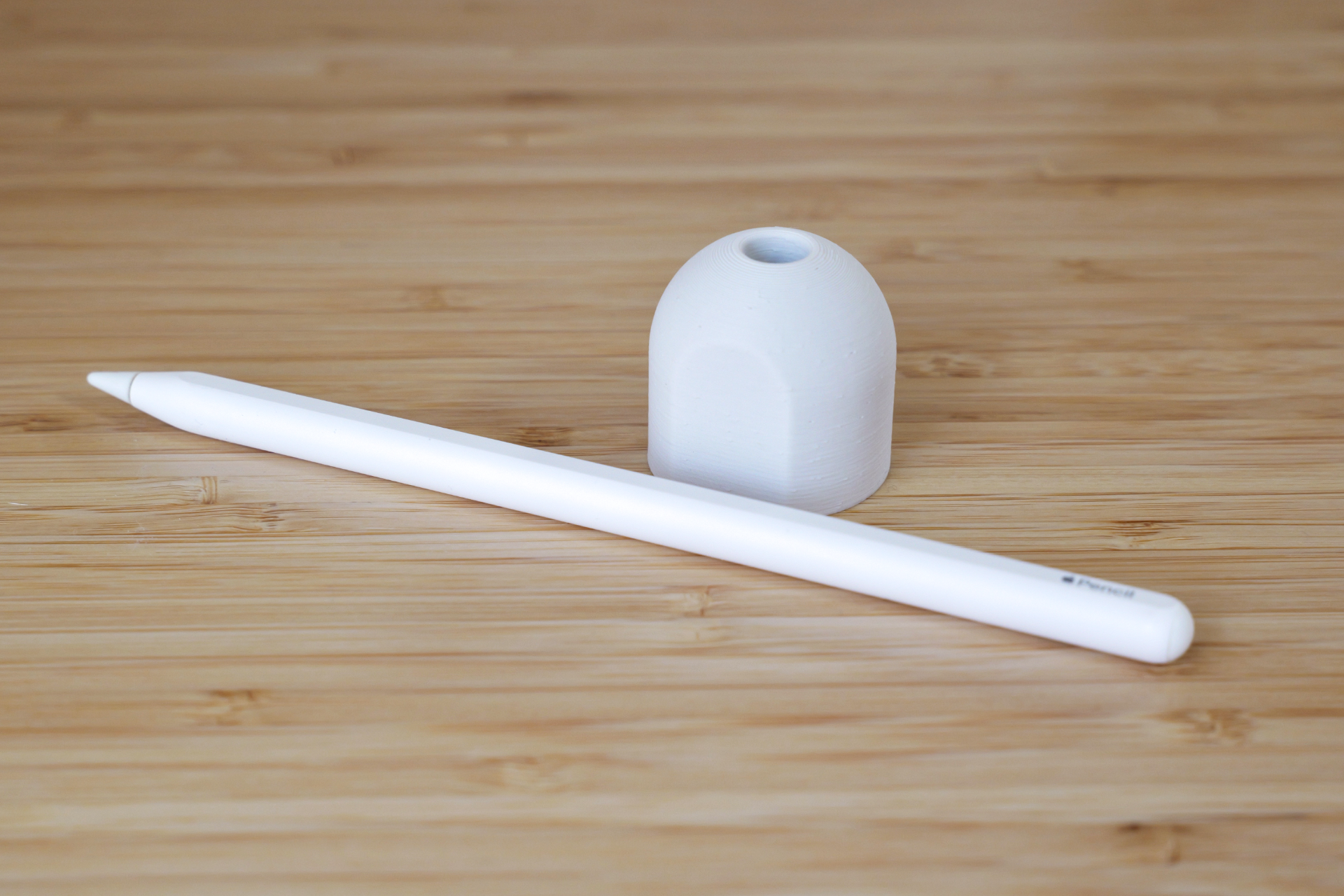 Apple pencil stand