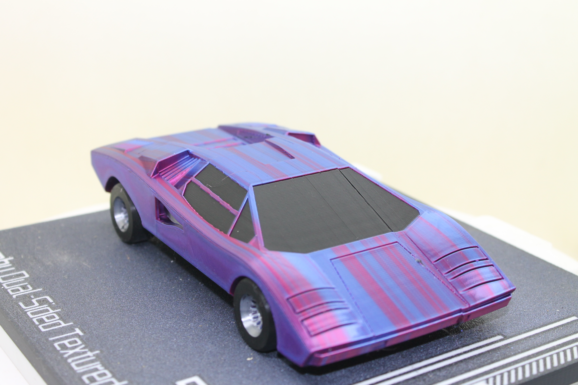 Lamborghini Countach LP 400 PiP Multicolor