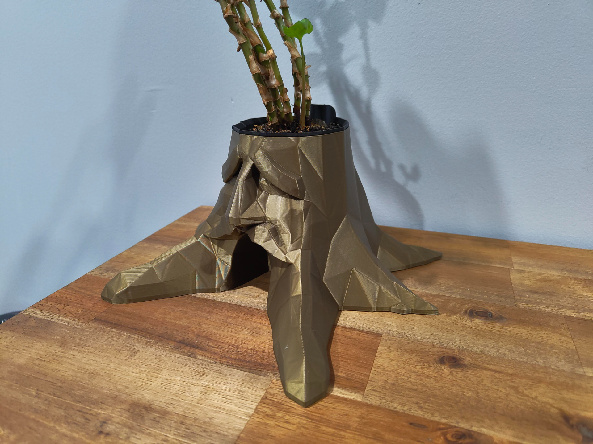 Great Deku Tree planter