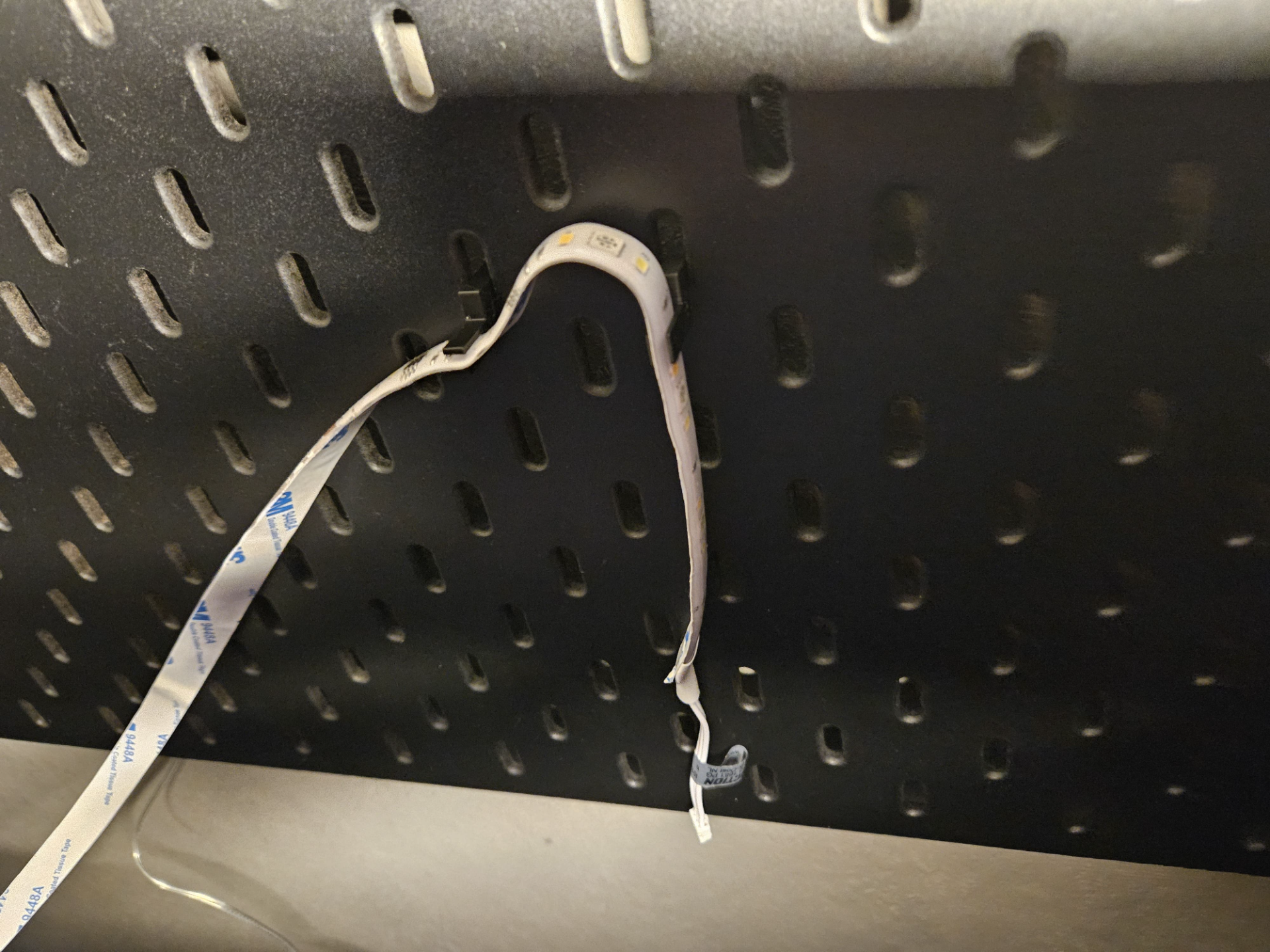 LED-Streifen-Halterungen für IKEA Skadis