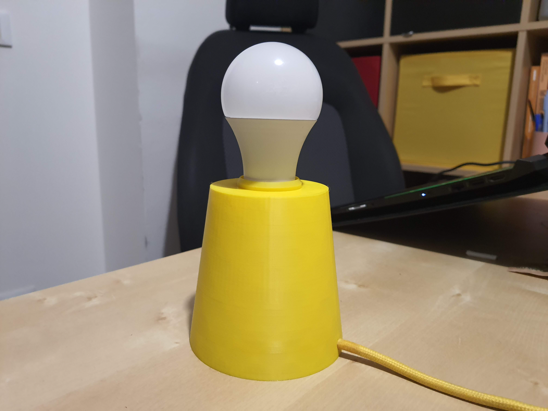 Lamp Base for e27 cable