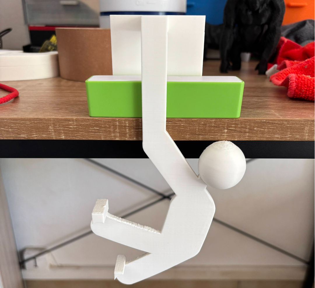 Towel holder