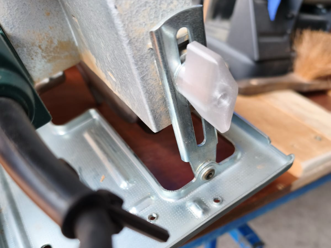 Metabo KS 65S  Griff für Gehrungseinstellung M6
